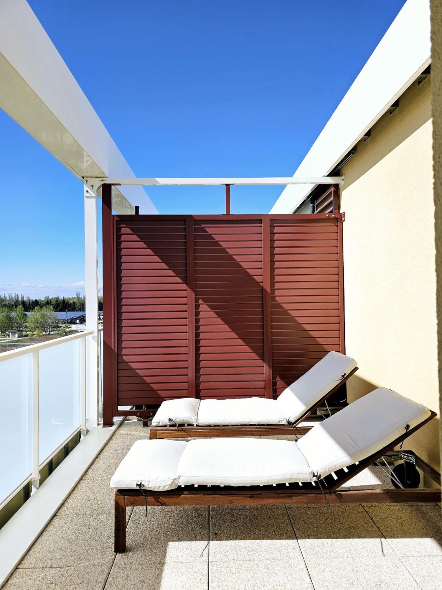 Lakeside Provence - Appartement Classe 4 Etoiles, Vue Sur Le Lac, Parking Sous-Sol, Double Clim Monteux Buitenkant foto