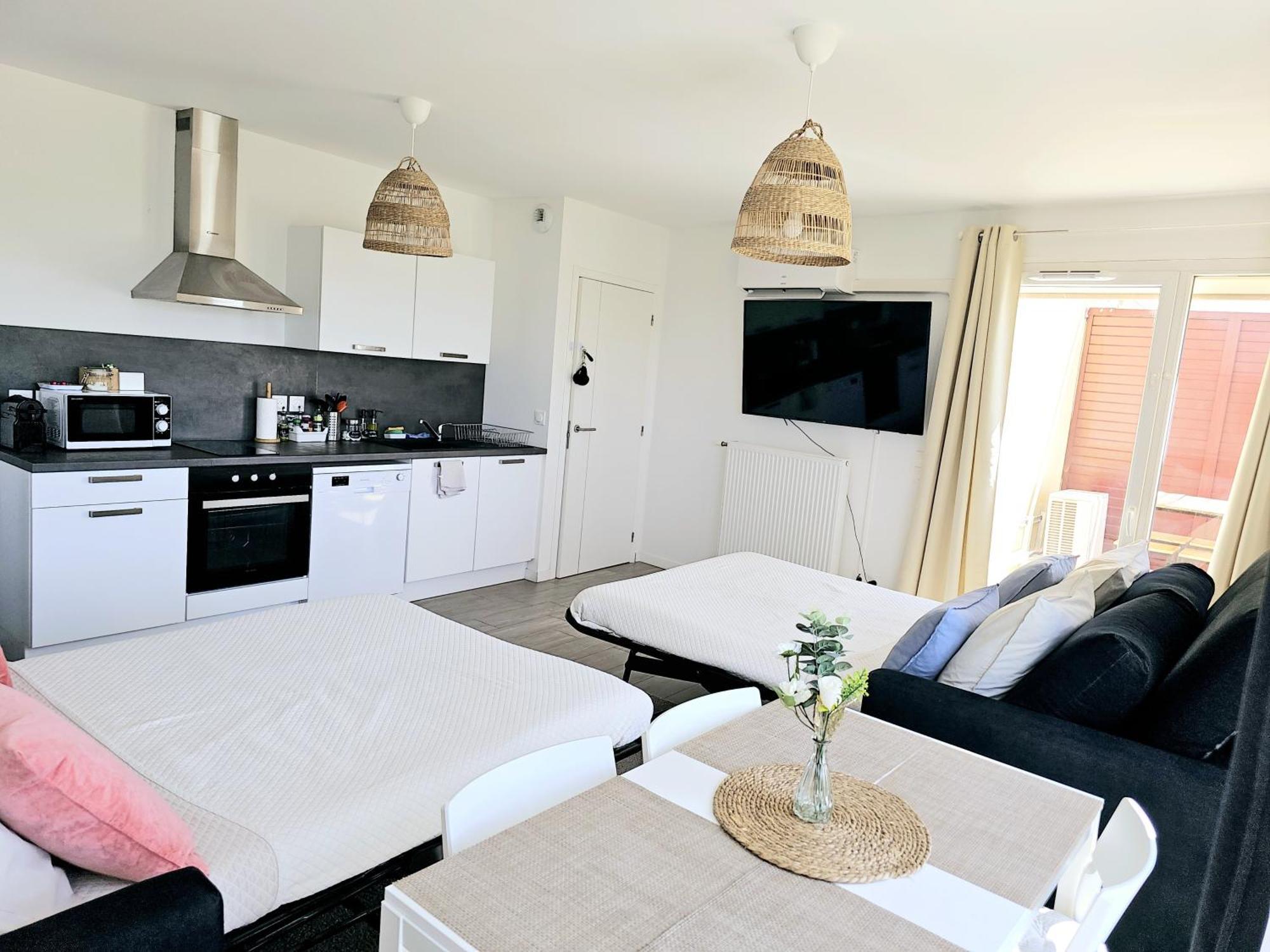 Lakeside Provence - Appartement Classe 4 Etoiles, Vue Sur Le Lac, Parking Sous-Sol, Double Clim Monteux Buitenkant foto