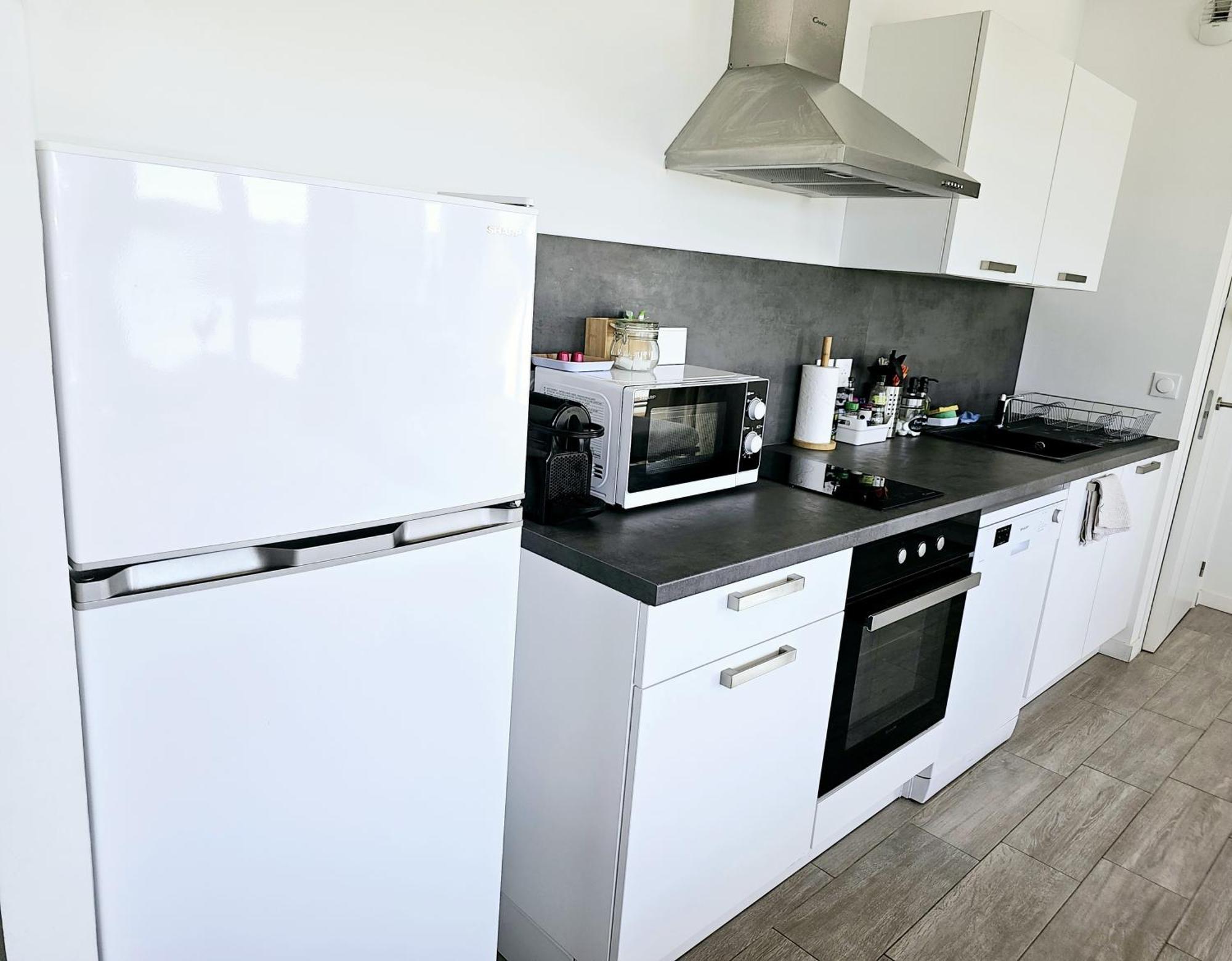 Lakeside Provence - Appartement Classe 4 Etoiles, Vue Sur Le Lac, Parking Sous-Sol, Double Clim Monteux Buitenkant foto